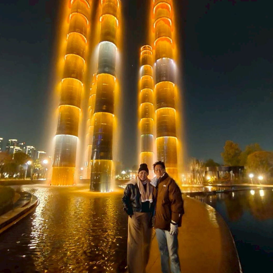 คุณชวลิตและคณะ ท่องเที่ยวเฉิงตูฤดูหนาว